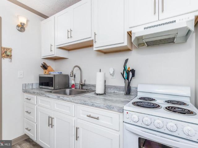 2301 Philadelphia Avenue # 210