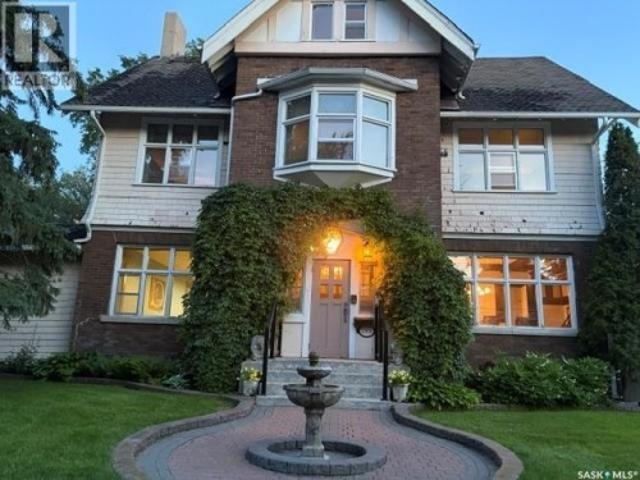 2301 15Th Avenue, Regina, SK, S4P 1A3 house for sale | Listing ID SK047972 | Royal LePage