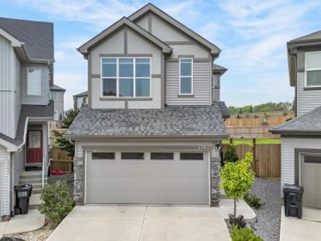 2302 Avenue Nw, Edmonton, AB, T5T 7R4 house for sale | Listing ID E4514 | Royal LePage