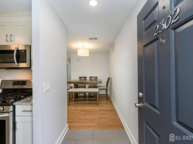 2302 Bayhead Drive