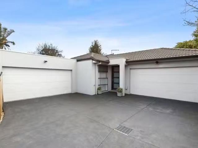 2/302 Church Street, Hamlyn Heights, VIC 3215 Unit for Rent