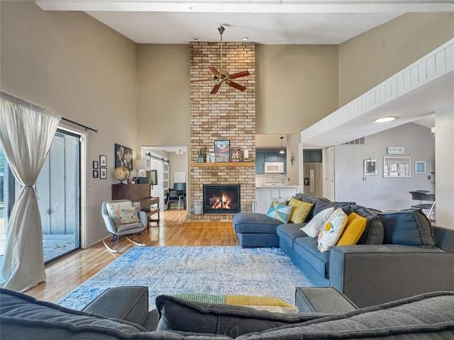 2302 Lindenwood Lane