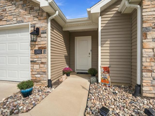 2302 Plateau Pointe