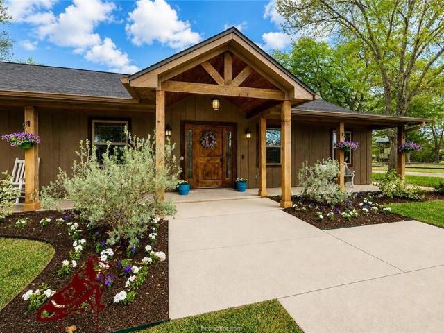 2302 Quail Run