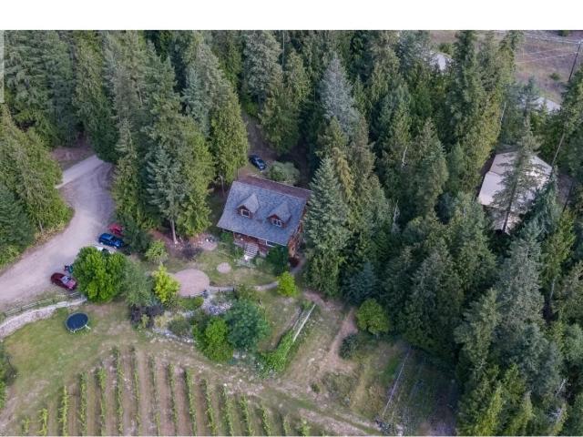 2302 Skimikin Road