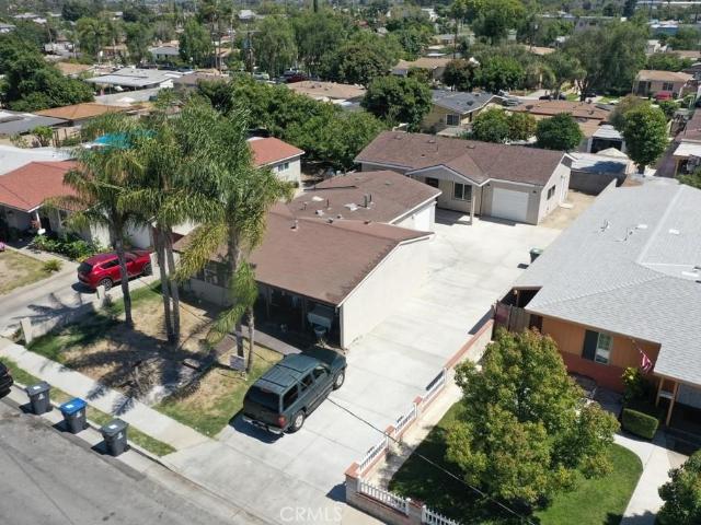 2302 W La Verne Avenue