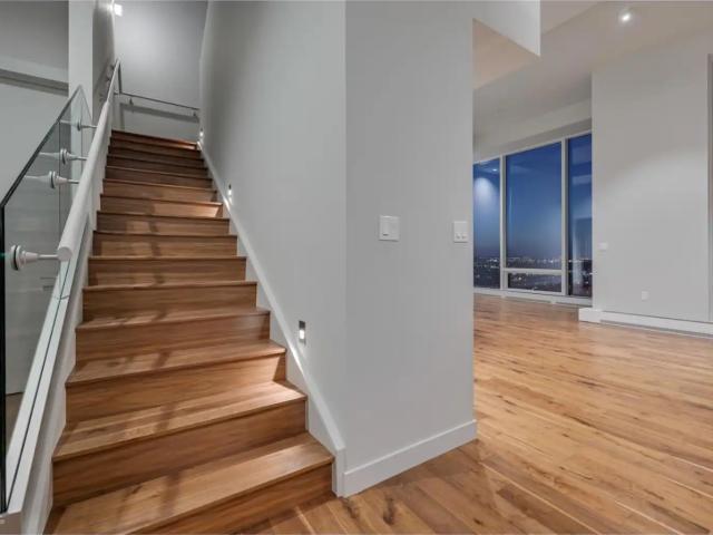 #2302 10360 102 ST NW