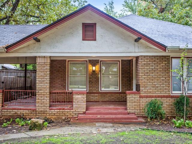 2303 Mistletoe Drive