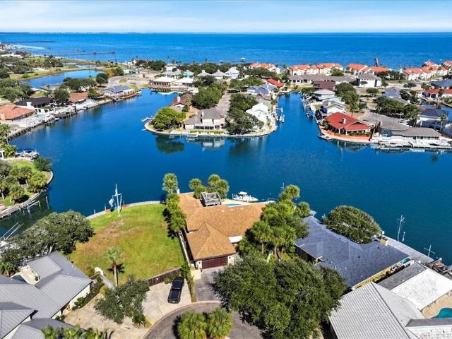 2303 Edgewater Ct, Rockport, TX 78382 | MLS #473606