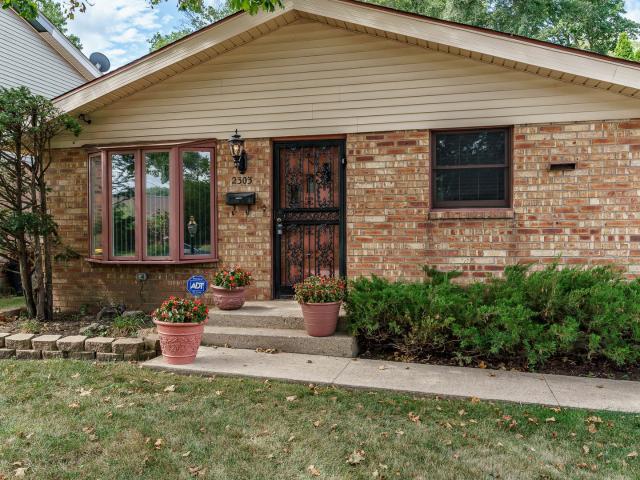 2303 Lucille Street