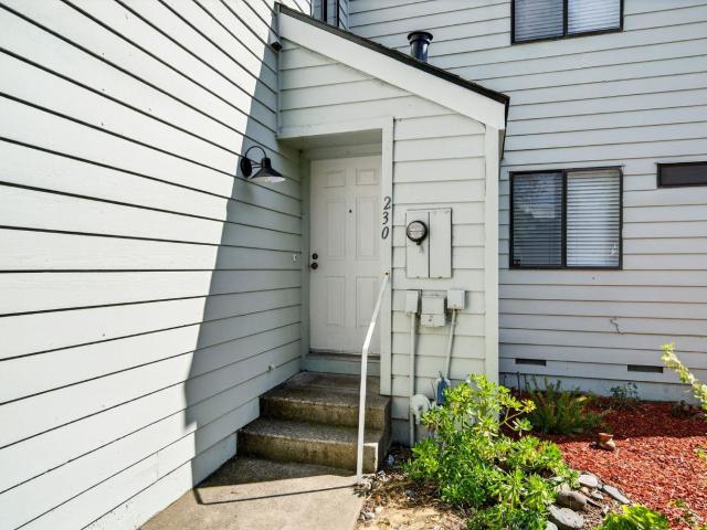 230 Courtyards E, Windsor, CA 95492 | MLS #326006