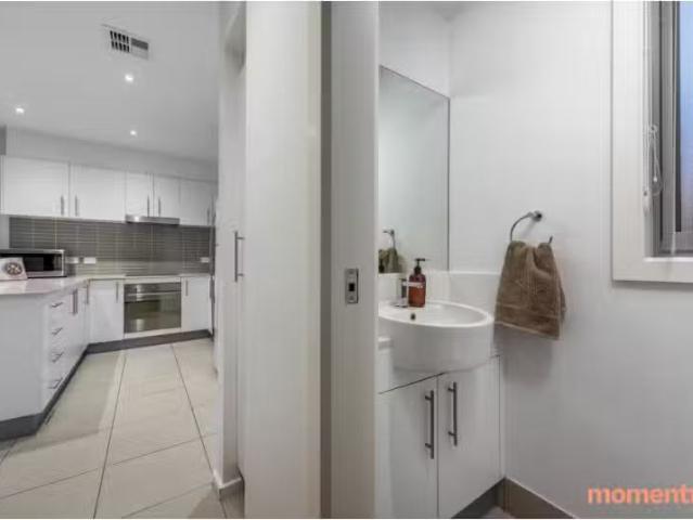 2/30 Coane Street, Holder Townhouse for rent Listed by Rehnum.