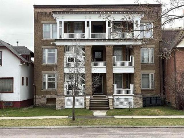 230 Brodie Street N, Thunder Bay, ON, P7C 3S5 house for sale | Listing ID TB2601 | Royal LePage