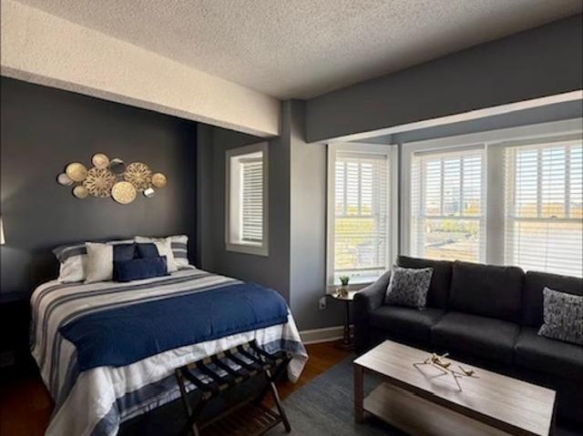 230 E 9th Street # 410