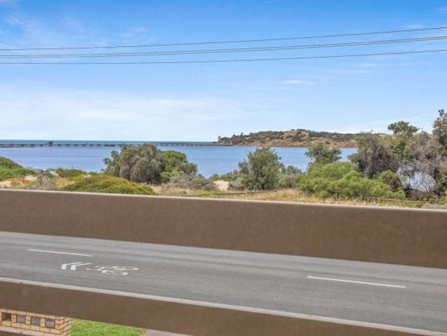 2/30 Esplanade, Victor Harbor SA 5211 Apartment For Rent | Domain