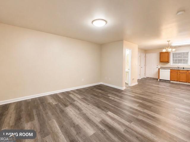 230 Hiram Terrace