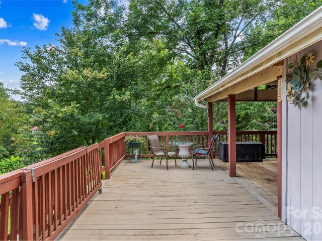 230 johnson hollow road w