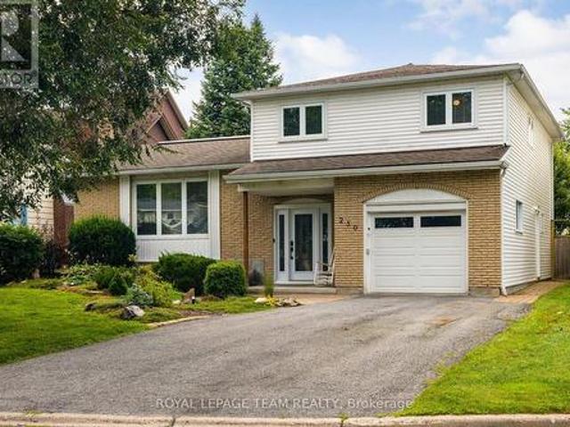 230 Lincoln Heights Road, Ottawa, ON, K2B 8A8 house for sale | Listing ID X13789 | Royal LePage