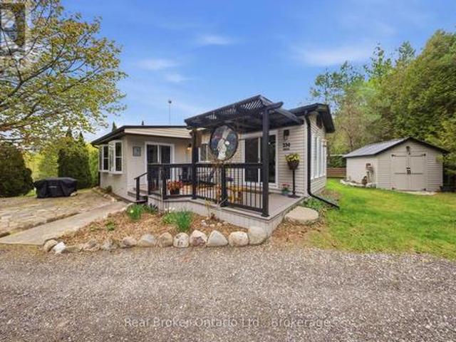 230 Mountain Ash Road, North Dumfries, ON, N0B 1E0 house for sale | Listing ID X13587 | Royal LePage