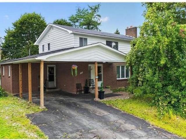 230 Macbeath Ave, Moncton, NB, E1C 7A3 house for sale | Listing ID NB147572 | Royal LePage