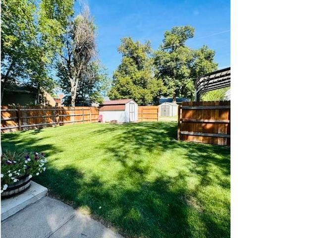 230 N Logan Avenue