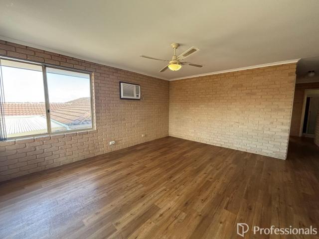 2/30 Simpson StreetBeresford WA 6530, Australia
