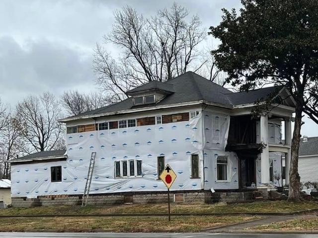 230 W 4th Street