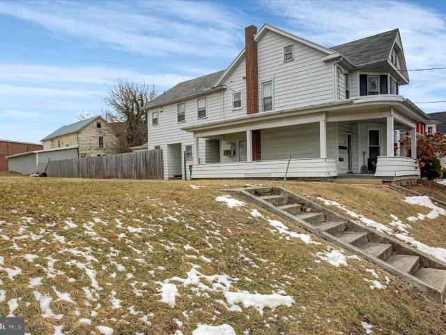 230 W 2nd St, Waynesboro, PA 17268 | MLS #PAFL2033
