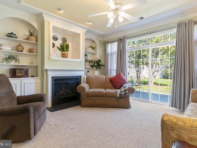 230 Williamsburg Circle