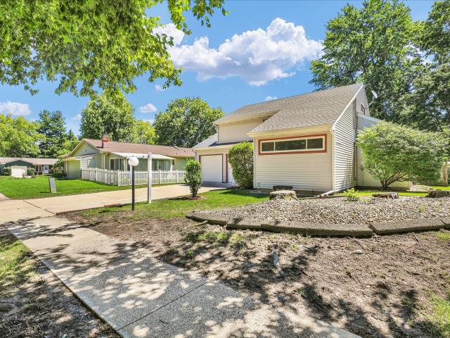 2314 Mulberry Court