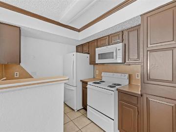 2314 Bamboo Drive # I103