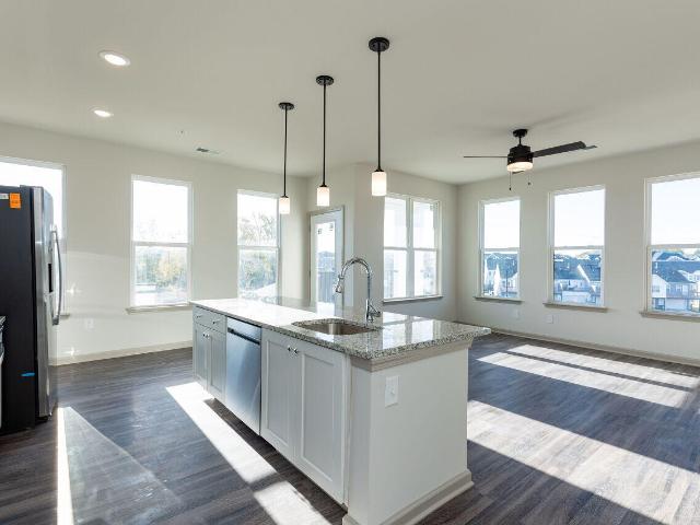 2314 Gathering Sq Court