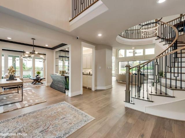 2316 Favour Court