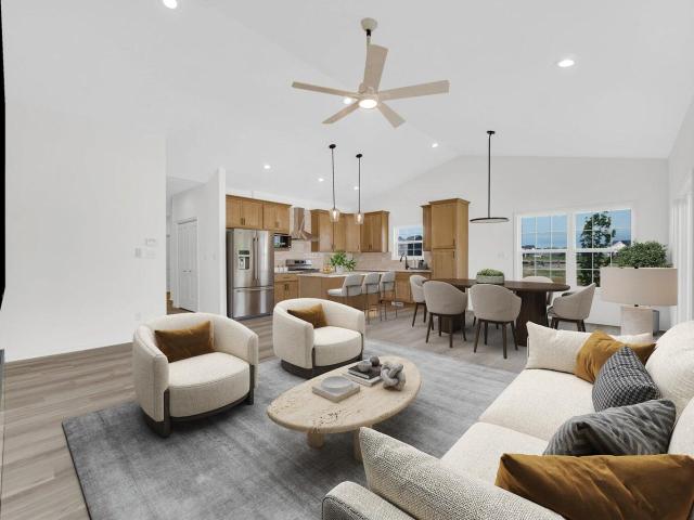 2316 Redwood Lane
