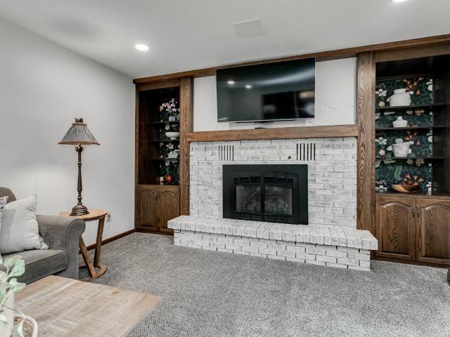 2317 w applegate drive