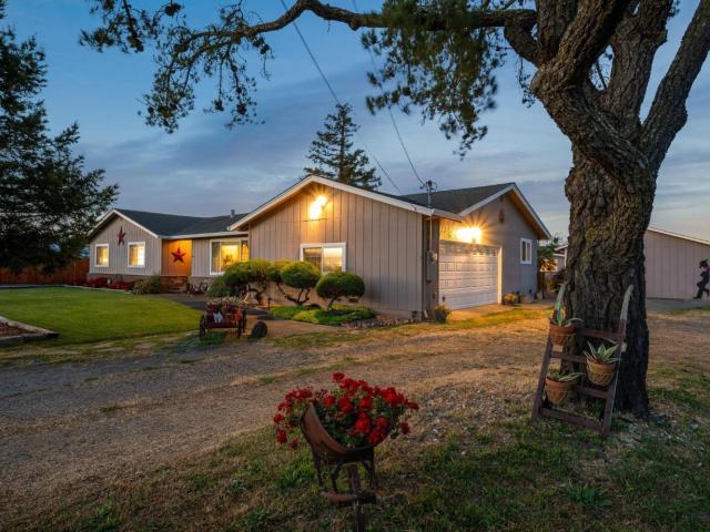 23180 Maffei Rd, Sonoma, CA 95476 | MLS #326019