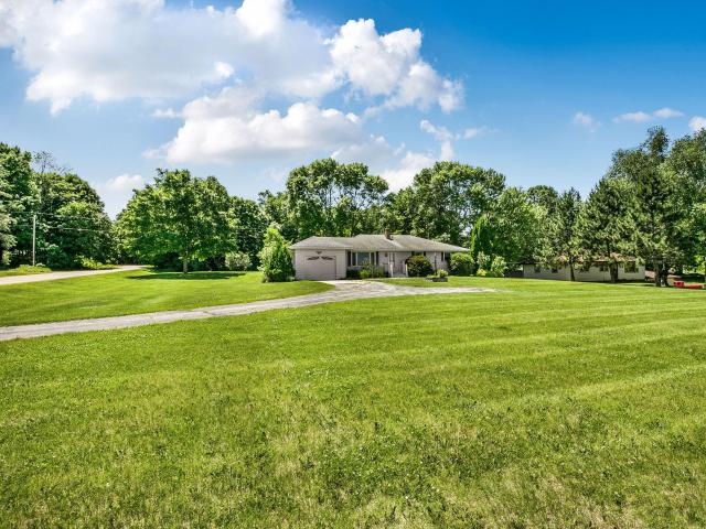 23187 Grandview Loop