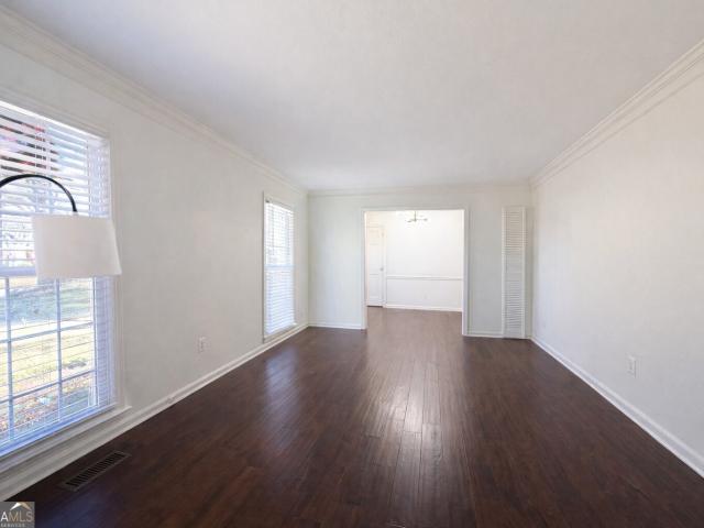 2318 Meadow Brook Lane