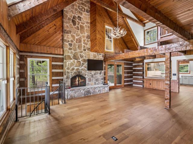 2318 Little Bend Road