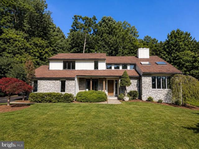 2318 Shaded Brook Drive