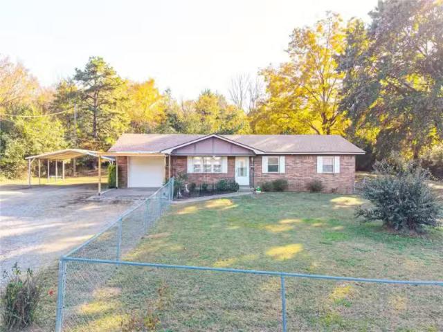 2319 OLD UNIONTOWN RD, VAN BUREN, AR 72956