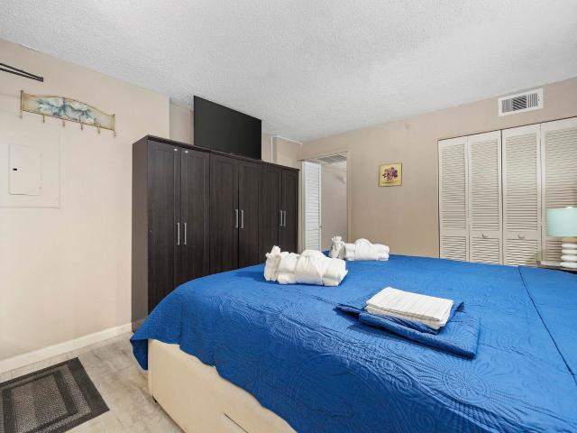 2310 N Ocean Blvd. 902