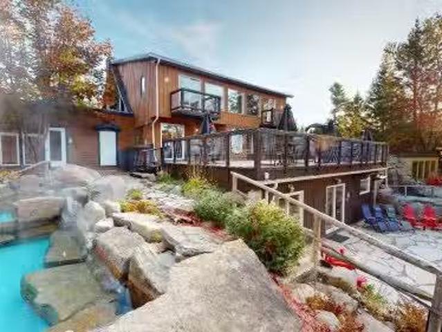 2310 Boul. De Ste Adèle, Sainte Adèle, QC, J8B 2N5 commercia.