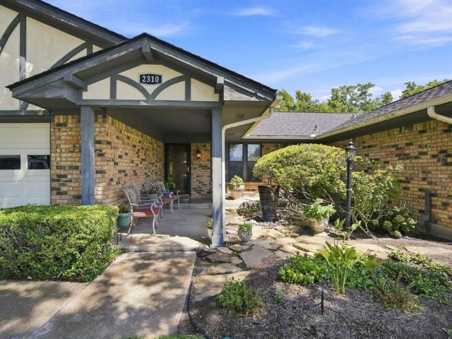 2310 Louise Lane
