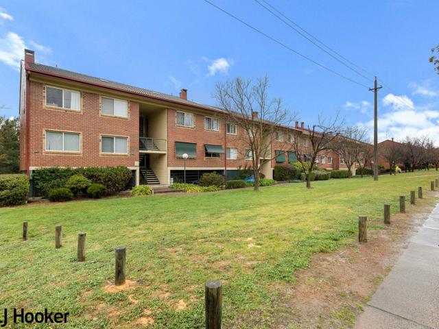 23/112 baldwin drive, kaleen act for rent lj hooker