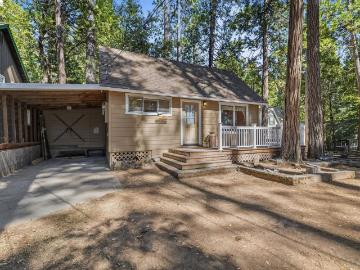 23117 Cresta Dr