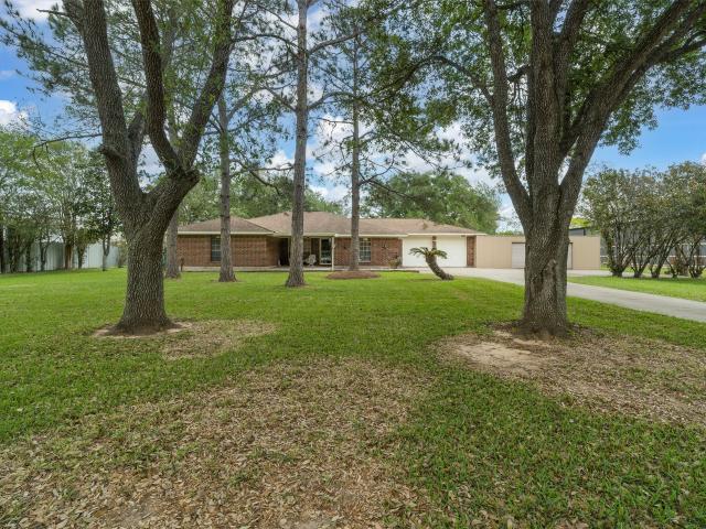 2311 Anders Ln, Kemah, TX 77565 | MLS #68368