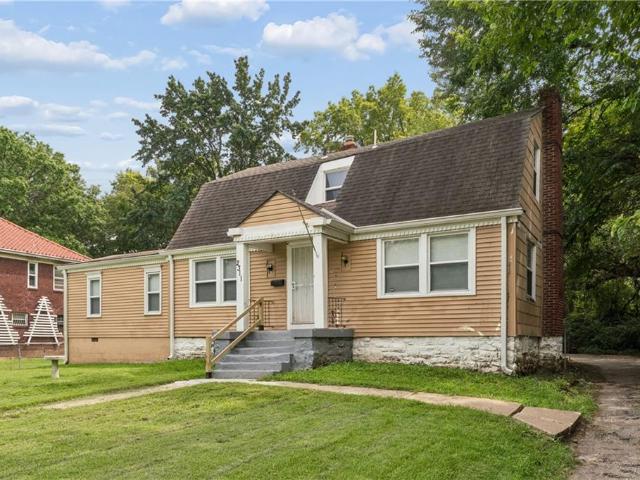 2311 E 73rd Street