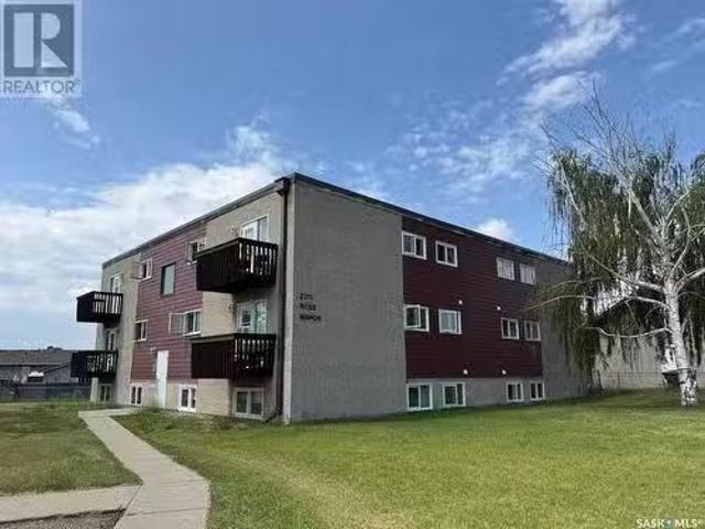 2311 Ross Crescent, North Battleford, SK, S9A 3R2 investment.