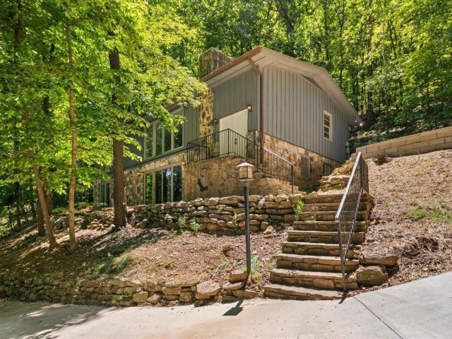 2312 W Mount Haven Drive